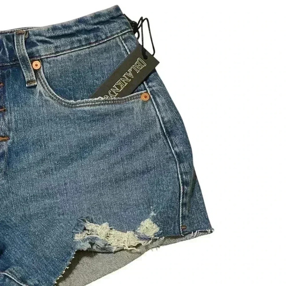 BLANKNYC The Barrow Vintage High Rise Denim Short Women’s 26 Blue Distressed NWT - Picture 5 of 8
